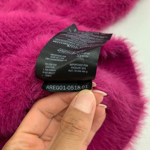 Volcom Sweater Womens S Small Cerise Fuzzy Clued 2 You V Neck Cropped Pullover - Picture 10 of 13